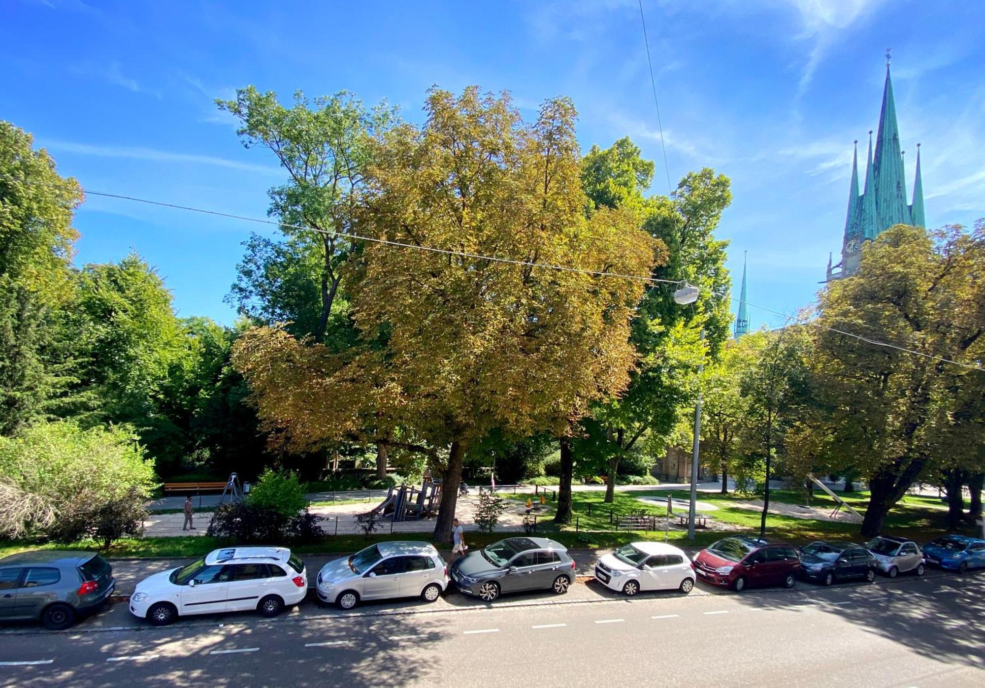 Quiet & Park View - Ulm Mitte Leilighet Eksteriør bilde